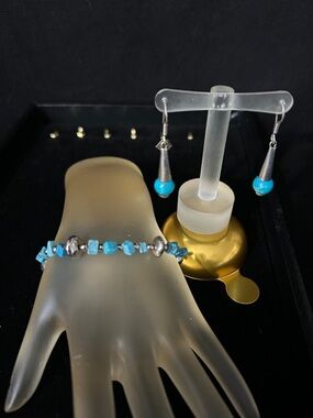 Native America Sterling Silver Turquoise Bead Bracelet and Drop Earrings Set